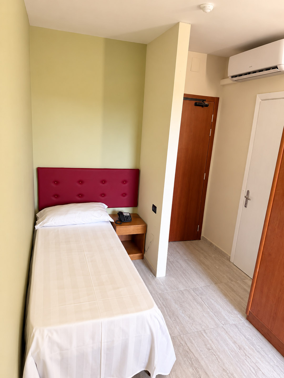 hotel-turim-camera-singolajpg (4)